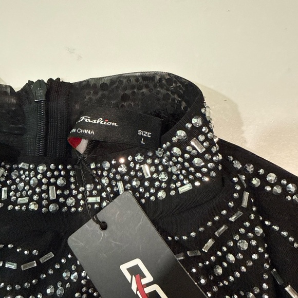 Chic black women’s dress - Picture 7 of 8